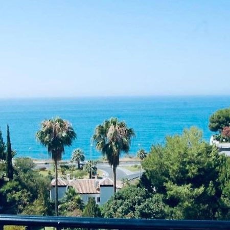 Apartamento Con Vistas Al Mar เนร์คา ภายนอก รูปภาพ