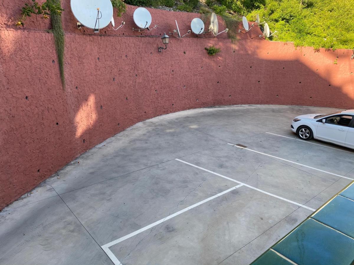 Apartamento Con Vistas Al Mar เนร์คา ภายนอก รูปภาพ